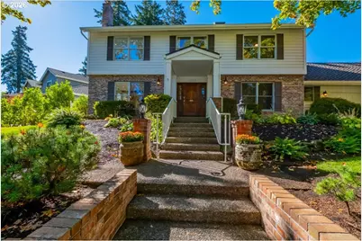 13750 SW Hiteon Dr, Beaverton, OR 97008 - Photo 4