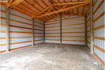 20220 Berkshire, Beaver, OR 97108 - Photo 34