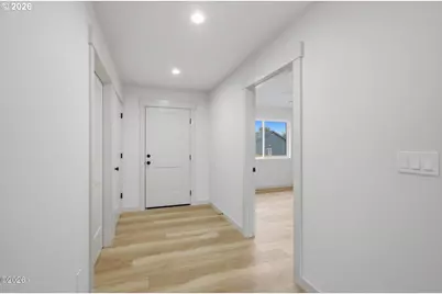 20220 Berkshire, Beaver, OR 97108 - Photo 6