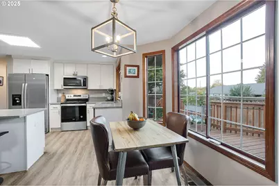 20168 SW Tillamook Ct, Tualatin, OR 97062 - Photo 18