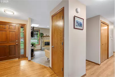 20168 SW Tillamook Ct, Tualatin, OR 97062 - Photo 6