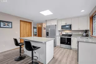 20168 SW Tillamook Ct, Tualatin, OR 97062 - Photo 14