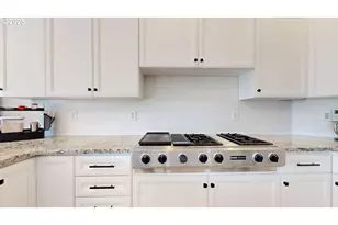 861 Jodee Ln, Brookings, OR 97415 - Photo 12