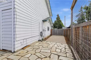 522 65th St, Springfield, OR 97478 - Photo 38