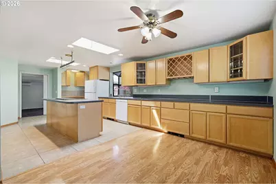 522 65th St, Springfield, OR 97478 - Photo 10