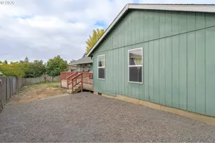 822 Monroe St, Lafayette, OR 97127 - Photo 36
