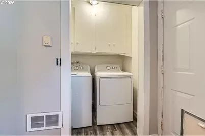 1643 NE 74th Ave, Portland, OR 97213 - Photo 16