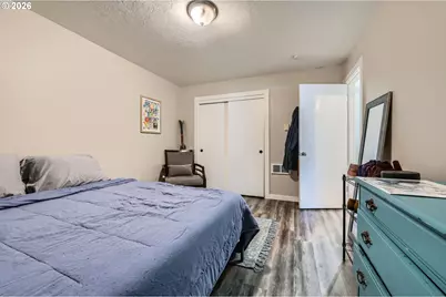 1643 NE 74th Ave, Portland, OR 97213 - Photo 12