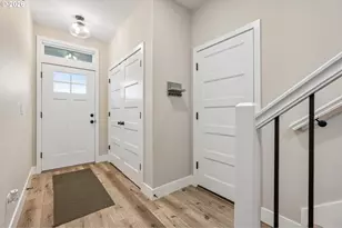 215 W Barbaras Wy, Newberg, OR 97132 - Photo 6