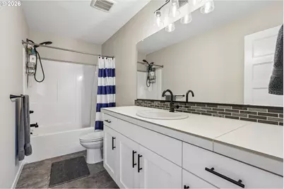 215 W Barbaras Way, Newberg, OR 97132 - Photo 30