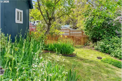 11 Second St, Carson, WA 98610 - Photo 32