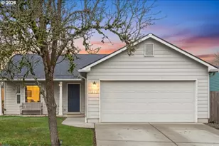 1615 Lilly Ct, Newberg, OR 97132 - Photo 2