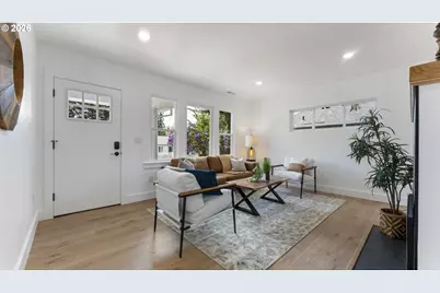 4715 NE 100th Ave, Portland, OR 97220 - Photo 4