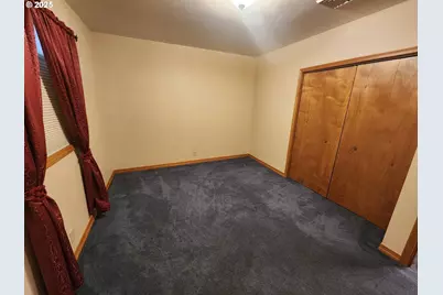 1880 Linnell Ave, Roseburg, OR 97471 - Photo 24