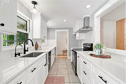 12365 SW Tremont St, Portland, OR 97225 - Photo 20