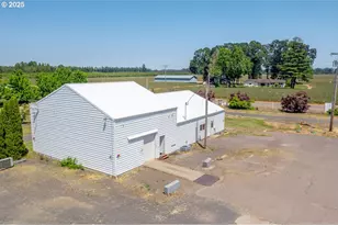 17780 SE Wallace Rd, Dayton, OR 97114 - Photo 18