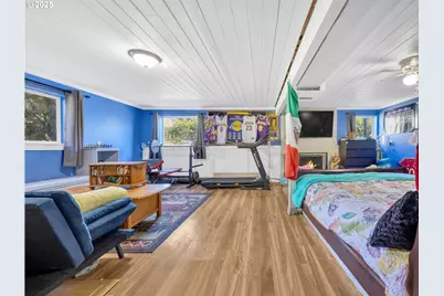 19130 NE Wasco Ct, Portland, OR 97230 - Photo 26