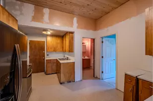 10035 N Calhoun Ave, Portland, OR 97203 - Photo 14