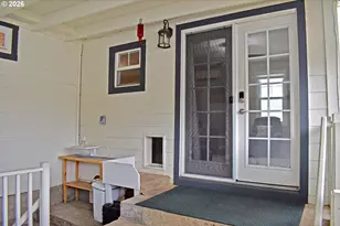 904 N Keene Way Dr, Medford, OR 97504 - Photo 10