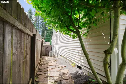 9611 NE 21st Pl, Vancouver, WA 98665 - Photo 8