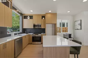 2893 NE 62nd Ave, Portland, OR 97213 - Photo 4
