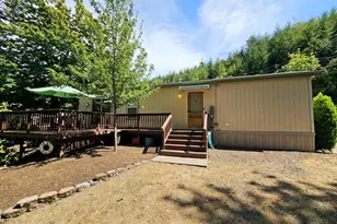 6152 Tyee Rd, Umpqua, OR 97486 - Photo 4