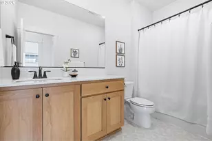 7039 SE Chinquapin Dr, Hillsboro, OR 97123 - Photo 34