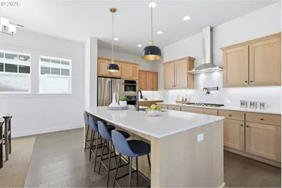 7039 SE Chinquapin Dr, Hillsboro, OR 97123 - Photo 8