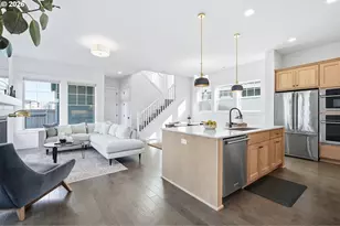 7039 SE Chinquapin Dr, Hillsboro, OR 97123 - Photo 6