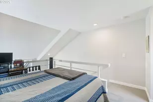 75 N Hayden Bay Dr, Portland, OR 97217 - Photo 26