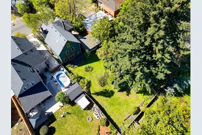 131 NE Tillamook St, Portland, OR 97212 - Photo 40