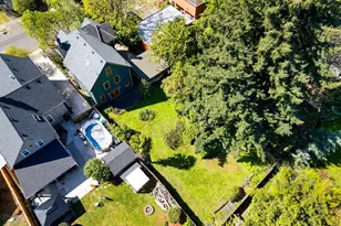 131 NE Tillamook St, Portland, OR 97212 - Photo 40