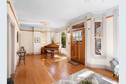 131 NE Tillamook St, Portland, OR 97212 - Photo 8