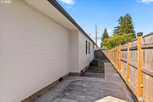 3457 Mahlon Ave, Eugene, OR 97401 - Photo 46