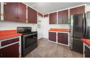 331 Hobbs Ln, Glendale, OR 97442 - Photo 18