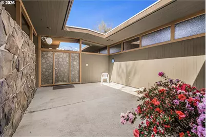 2205 N Country Club Dr, Canby, OR 97013 - Photo 6