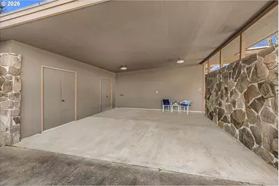 2205 N Country Club Dr, Canby, OR 97013 - Photo 4