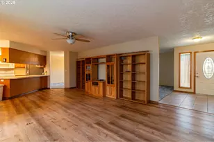 305 NW 9th Pl, Hermiston, OR 97838 - Photo 28