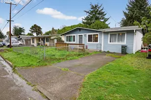 550 N Wasson St, Coos Bay, OR 97420 - Photo 2