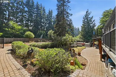 19720 S Hinkle Rd, Oregon City, OR 97045 - Photo 32