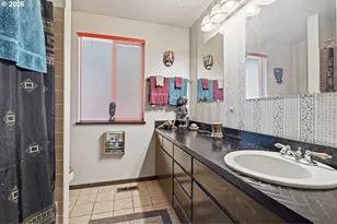 19720 S Hinkle Rd, Oregon City, OR 97045 - Photo 10
