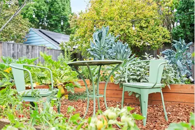 4946 NE 35th Pl, Portland, OR 97211 - Photo 40