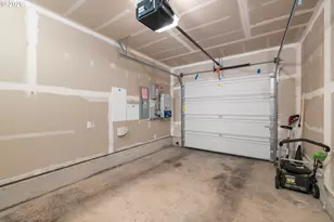 413 S Lair Ln, Newberg, OR 97132 - Photo 14