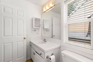 12241 SW 18th Ave, Portland, OR 97219 - Photo 36
