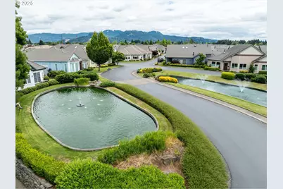 1880 Lake Cove Ave, Eugene, OR 97408 - Photo 30