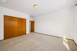 1880 Lake Cove Ave, Eugene, OR 97408 - Photo 8