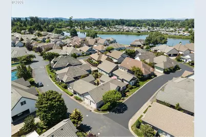 1880 Lake Cove Ave, Eugene, OR 97408 - Photo 34