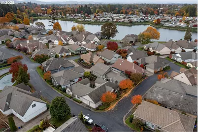 1880 Lake Cove Ave, Eugene, OR 97408 - Photo 26