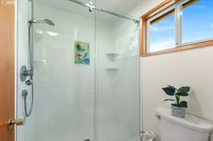 1935 Hillhouse Dr, West Linn, OR 97068 - Photo 18