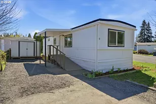 340 NE Crest St, Sublimity, OR 97385 - Photo 2